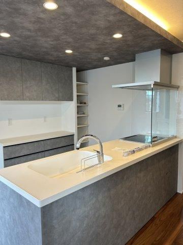 3LDK house in Ebina, Kanagawa - Photo 1