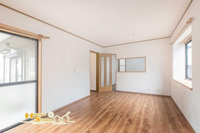 4LDK house in Koshigaya, Saitama - Photo 1