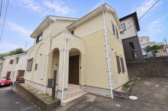 3LDK house in Fujisawa, Kanagawa - Photo 1