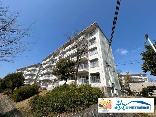 3DK apartment in Akashi, Hyogo - Photo 1