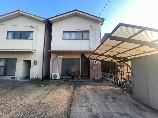 6LDK house in Fukuyama, Hiroshima - Photo 1