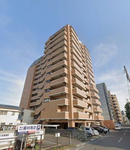 2LDK apartment in Iwakuni, Yamaguchi - Photo 1