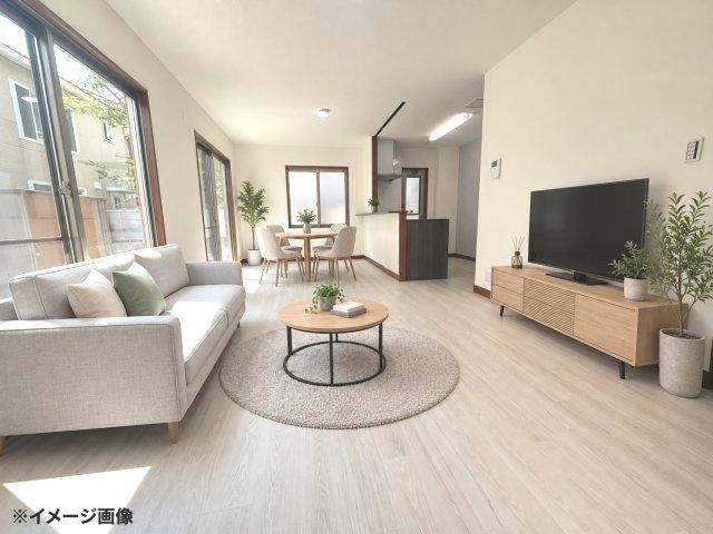 4LDK house in Aki Ward, Hiroshima - Photo 1
