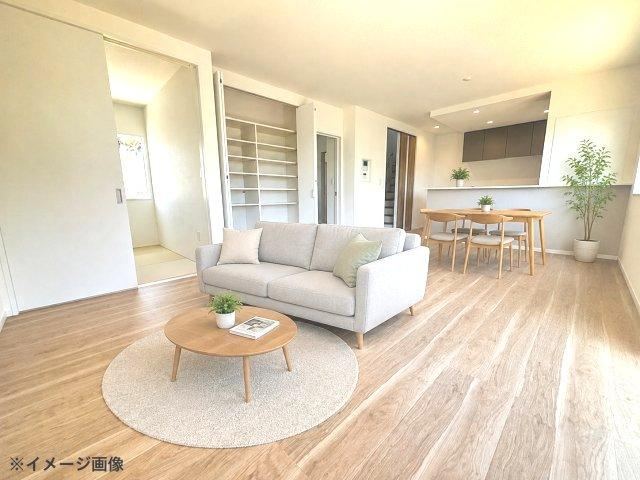 4LDK house in Saeki Ward, Hiroshima - Photo 1