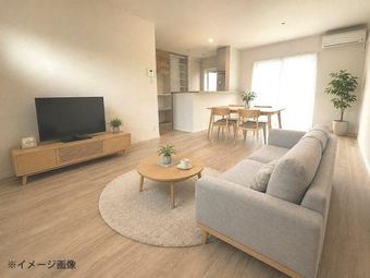 4LDK house in Asaminami Ward