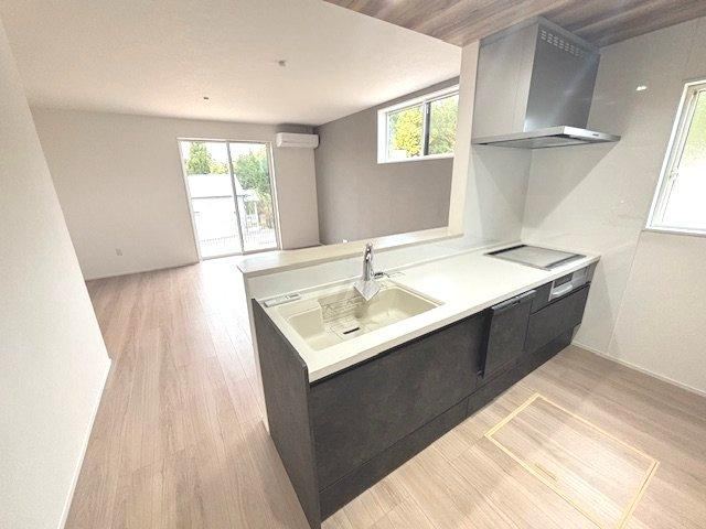 3LDK house in Higashihiroshima, Hiroshima - Photo 1