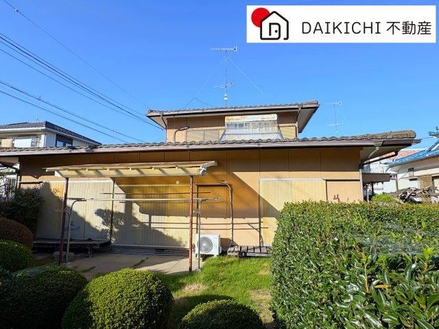 5LDK house in Kumagaya, Saitama - Photo 1