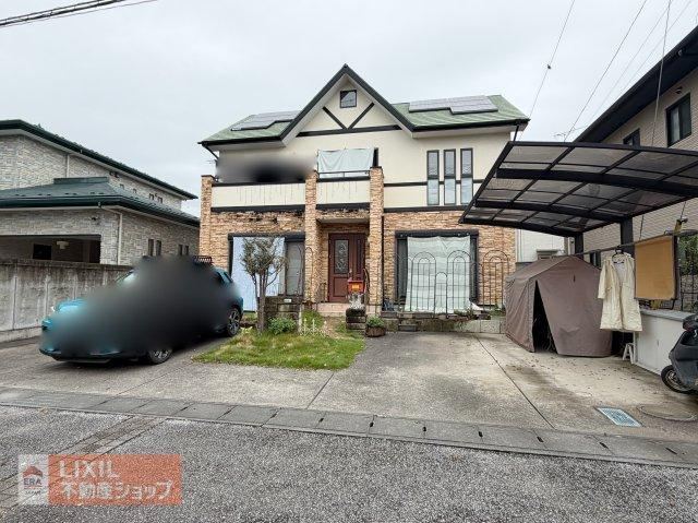 5LDK house in Oyama, Tochigi - Photo 1
