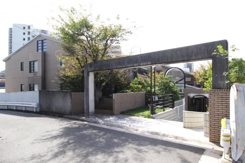 3LDK apartment in Chuo Ward, Fukuoka - Photo 1