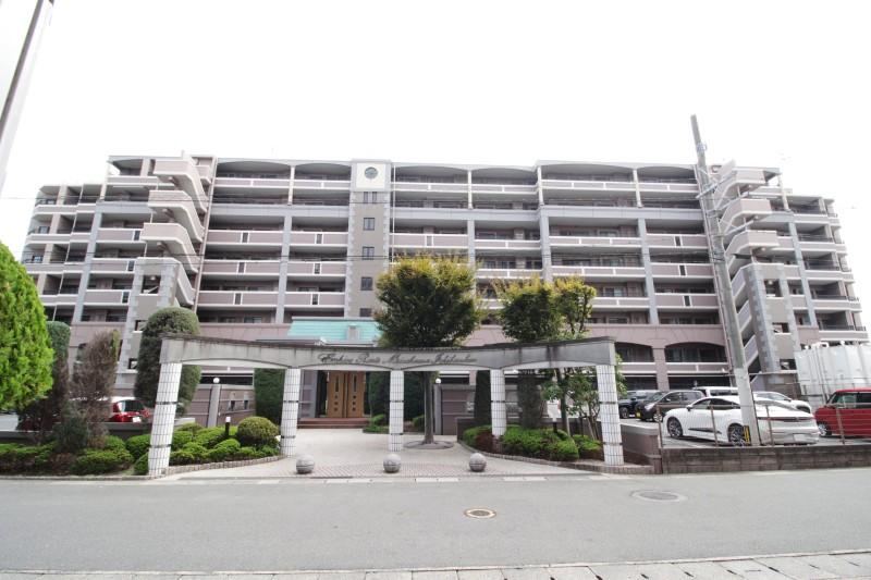 4LDK apartment in Nishi Ward, Fukuoka - Photo 1