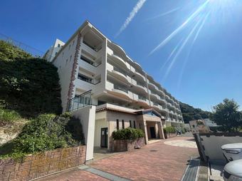 2LDK+S apartment in Zushi