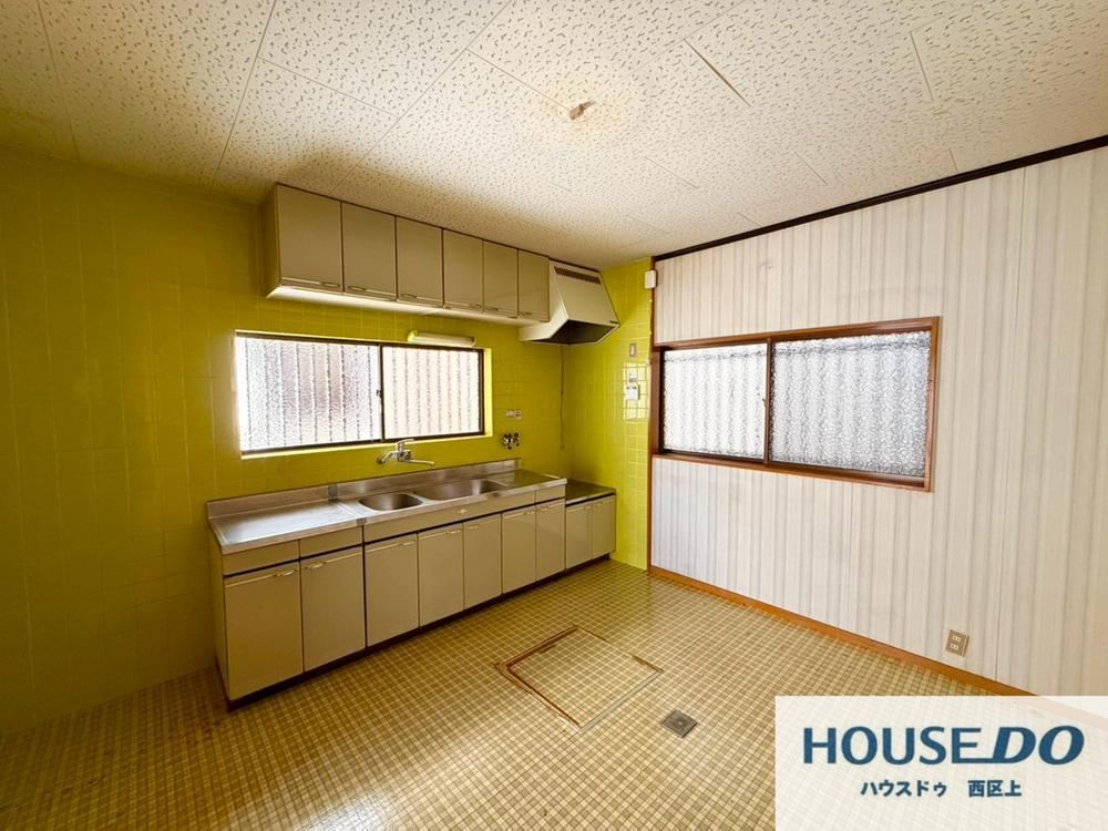 5DK house in Nishi Ward, Sakai, Osaka - Photo 1