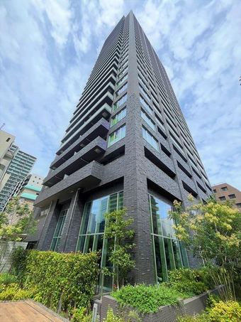 3LDK apartment in Tennoji Ward
