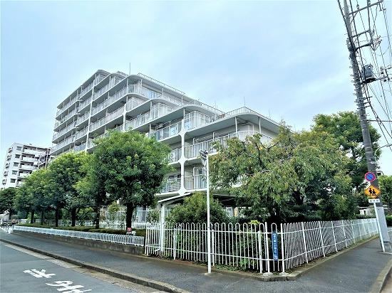 2LDK apartment in Ota Ward, Tokyo - Photo 1