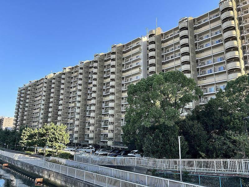 1LDK apartment in Koto Ward, Tokyo - Photo 1