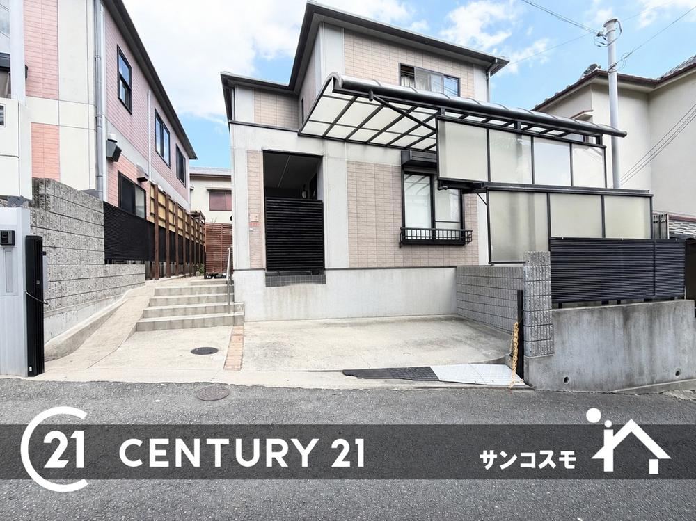 3LDK house in Hirakata, Osaka - Photo 1