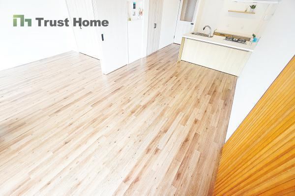3LDK apartment in Chuo Ward, Kobe, Hyogo - Photo 1