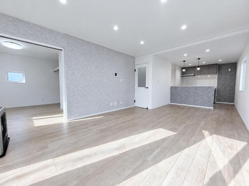 4LDK house in Higashi Ward, Sapporo, Hokkaido - Photo 1