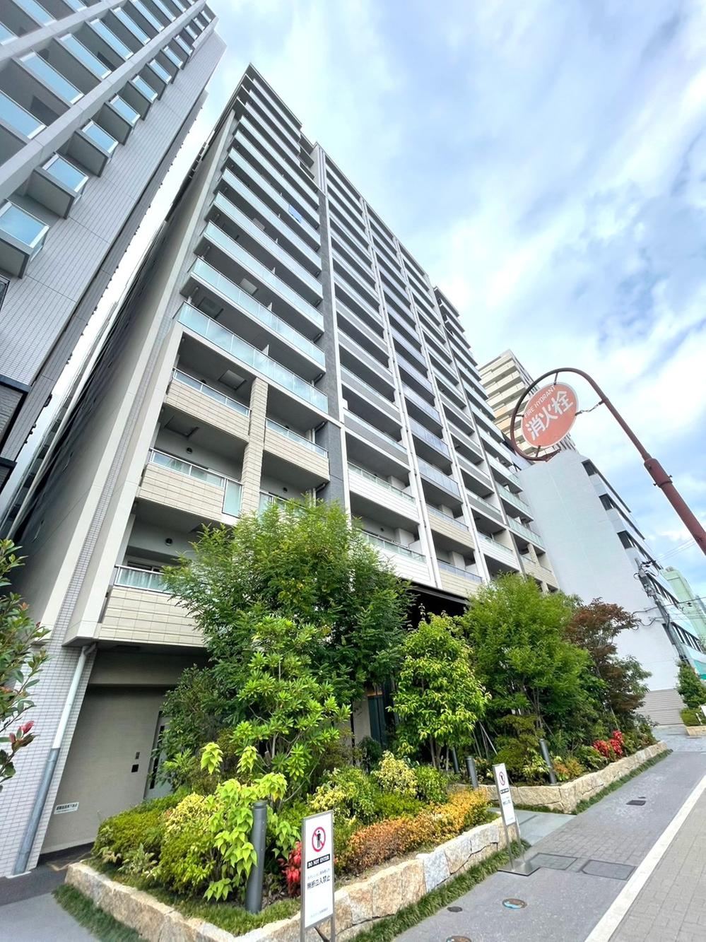 3LDK apartment in Suita, Osaka - Photo 1