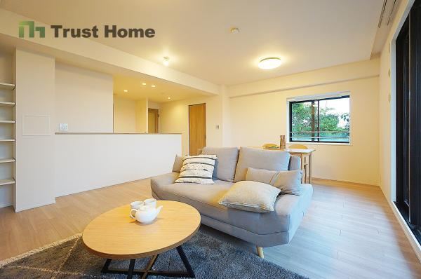 4LDK apartment in Takarazuka, Hyogo - Photo 1
