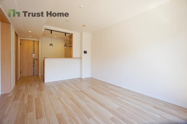 3LDK apartment in Itami, Hyogo - Photo 1