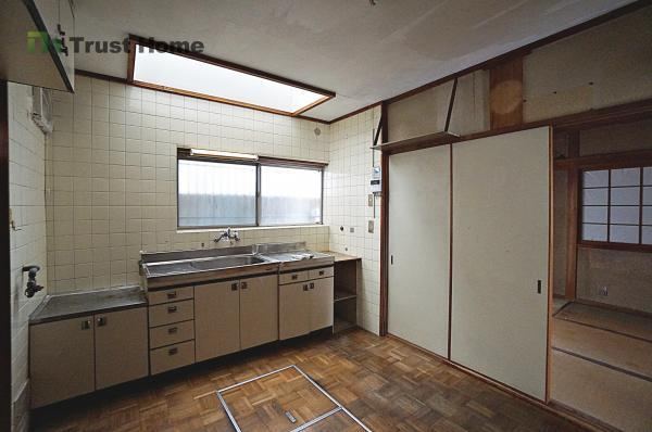 3DK house in Nishinomiya, Hyogo - Photo 1