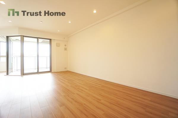 3LDK apartment in Ashiya, Hyogo - Photo 1