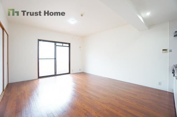 3LDK apartment in Takarazuka, Hyogo - Photo 1