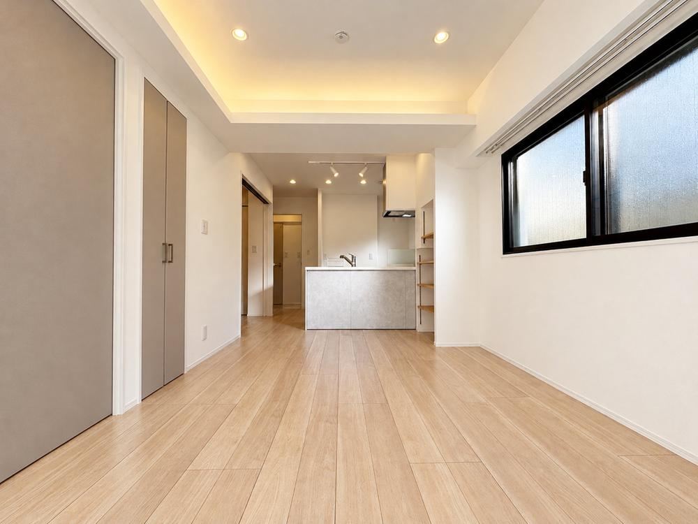 2LDK+S apartment in Taito Ward, Tokyo - Photo 1