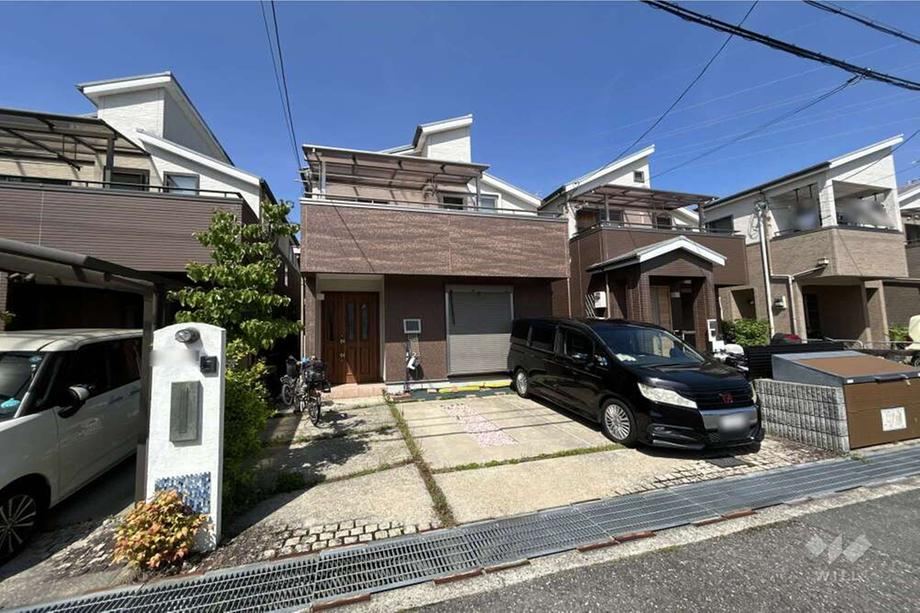 4LDK house in Takarazuka, Hyogo - Photo 1