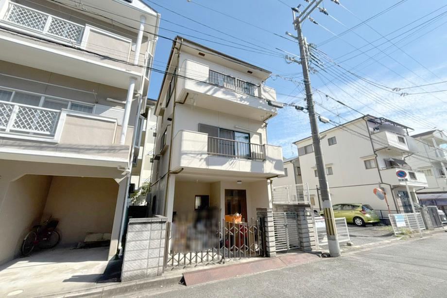 5DK house in Ibaraki, Osaka - Photo 1