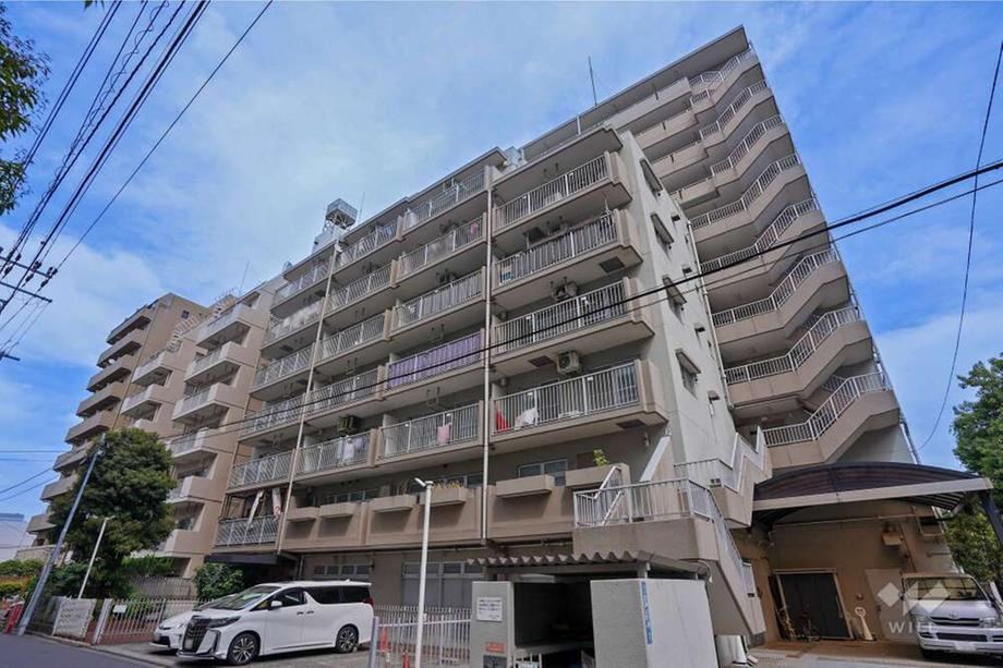 1LDK apartment in Minato Ward, Tokyo - Photo 1