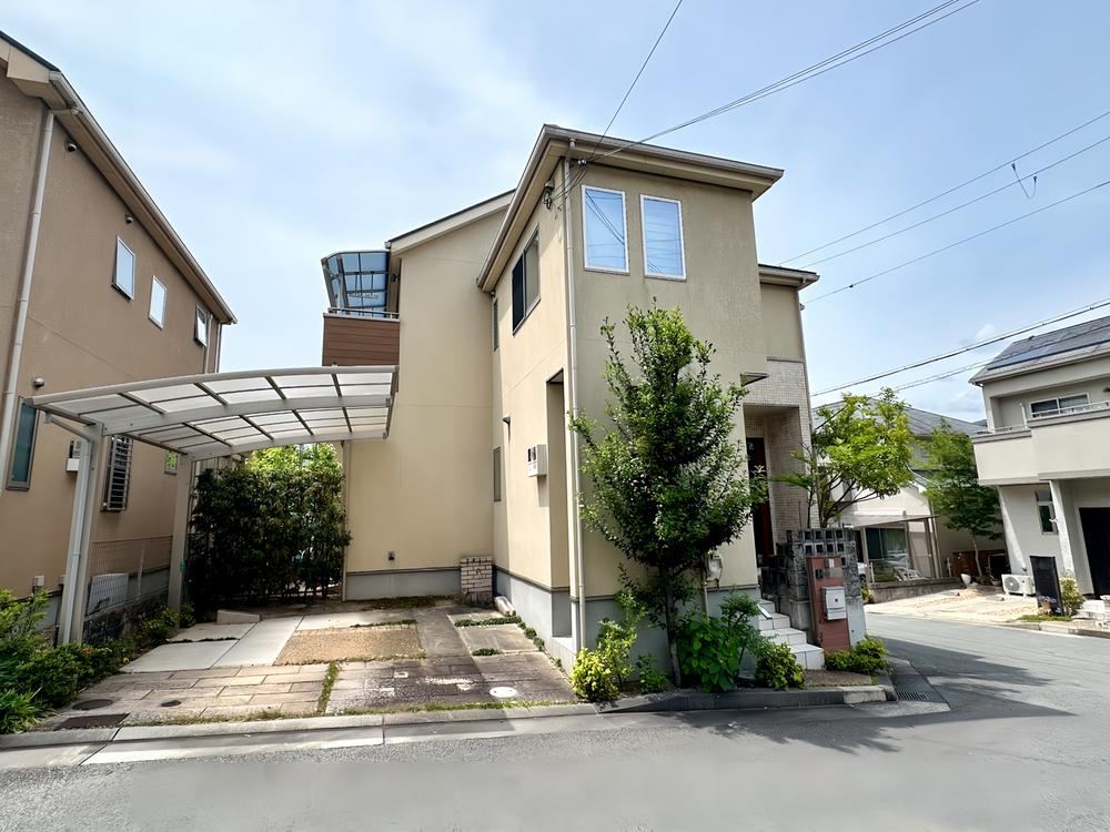 4LDK house in Nishinomiya, Hyogo - Photo 1