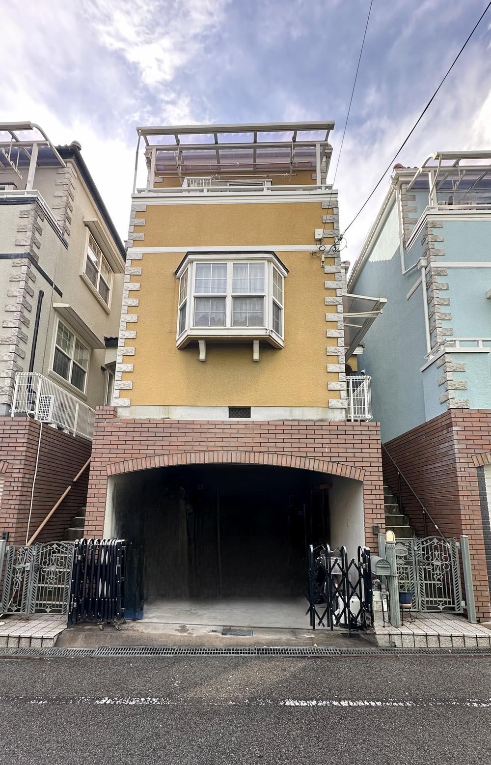 4LDK house in Amagasaki, Hyogo - Photo 1