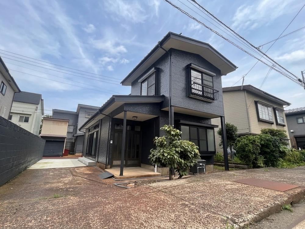3LDK house in Joetsu, Niigata - Photo 1