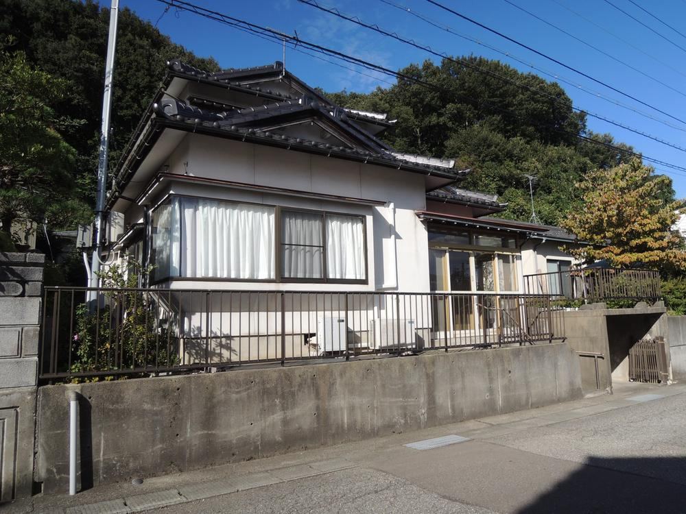 5LDK house in Kanazawa, Ishikawa - Photo 1