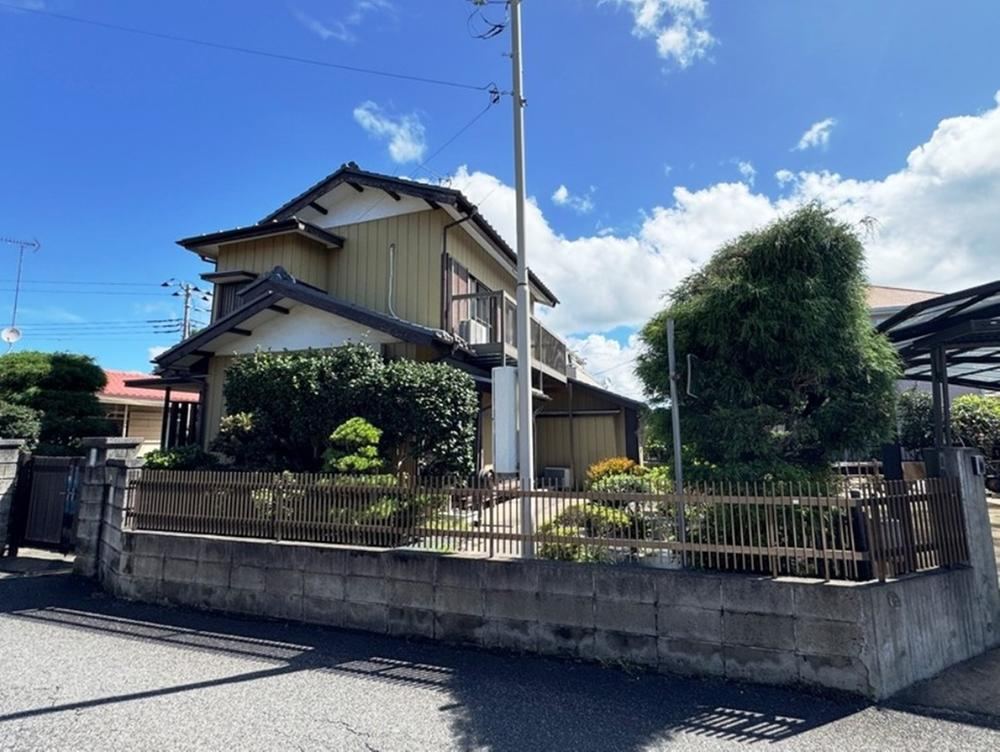 4LDK house in Ichihara, Chiba - Photo 1