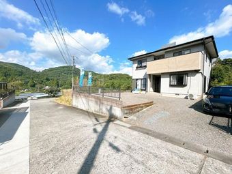 4LDK+S house in Taku
