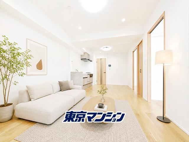 2LDK apartment in Shinjuku Ward, Tokyo - Photo 1