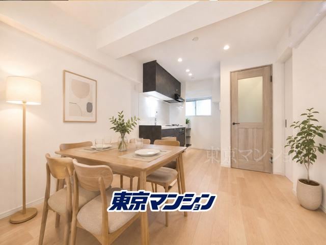 2LDK apartment in Ota Ward, Tokyo - Photo 1