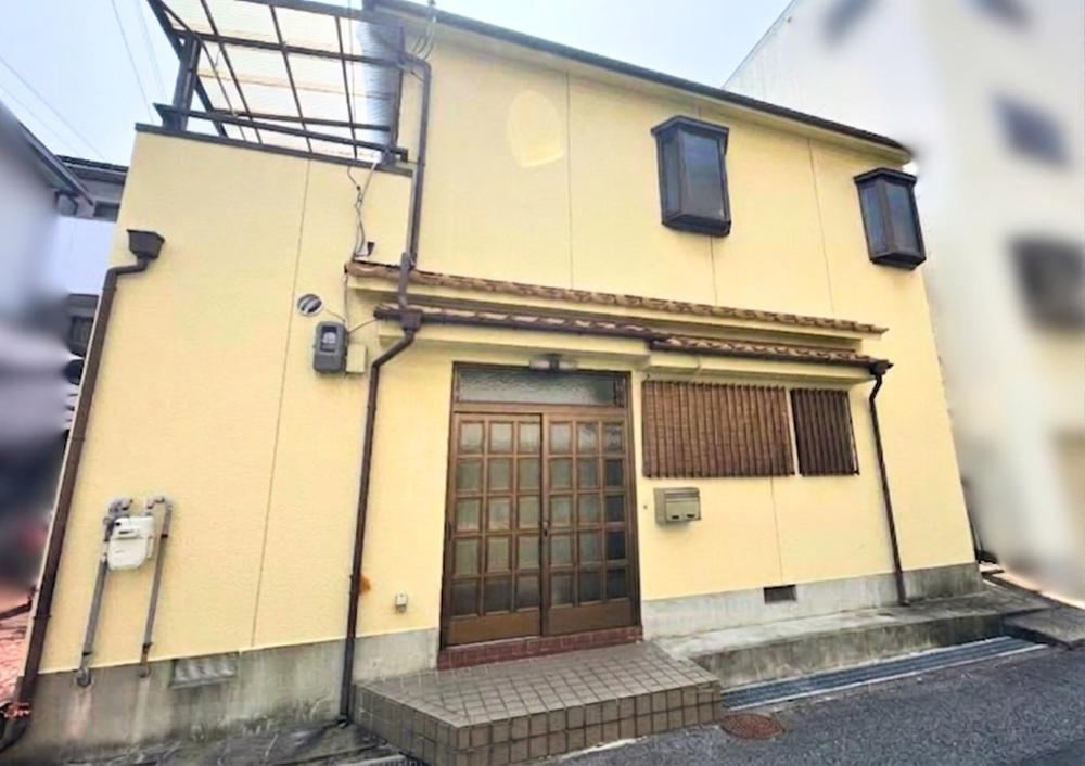 4LDK house in Suma Ward, Kobe, Hyogo - Photo 1