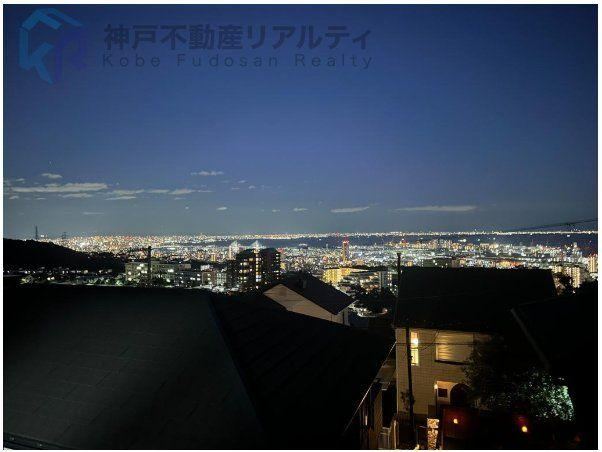 4LDK house in Nada Ward, Kobe, Hyogo - Photo 1
