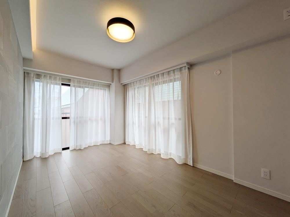 2LDK apartment in Ota Ward, Tokyo - Photo 1