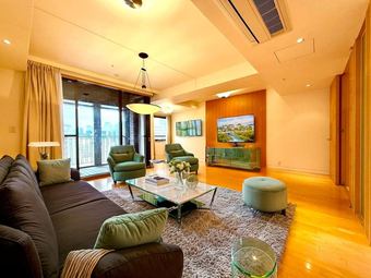 3LDK apartment in Chiyoda Ward
