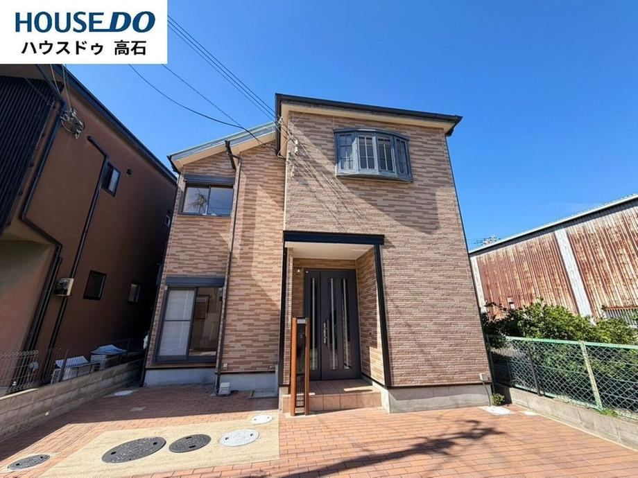 4LDK house in Izumi, Osaka - Photo 1