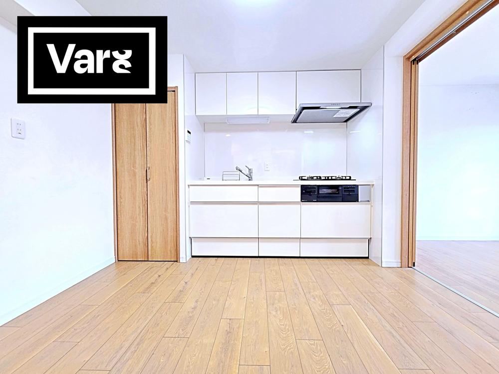 2DK apartment in Adachi Ward, Tokyo - Photo 1