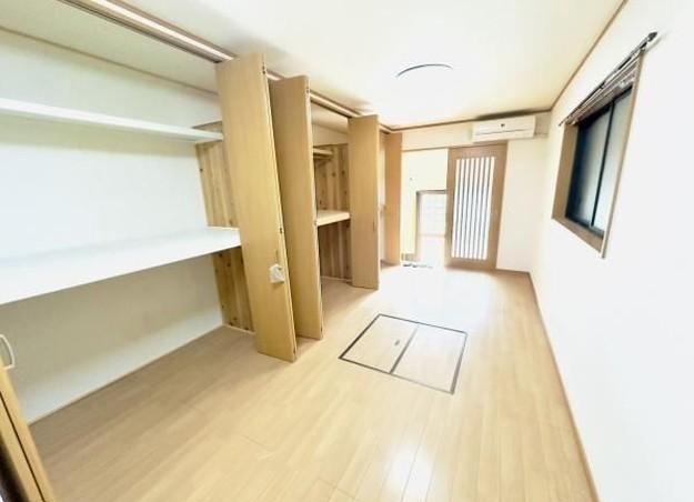 4DK house in Takaishi, Osaka - Photo 1