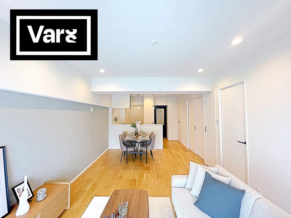 2LDK apartment in Shinjuku Ward, Tokyo - Photo 1