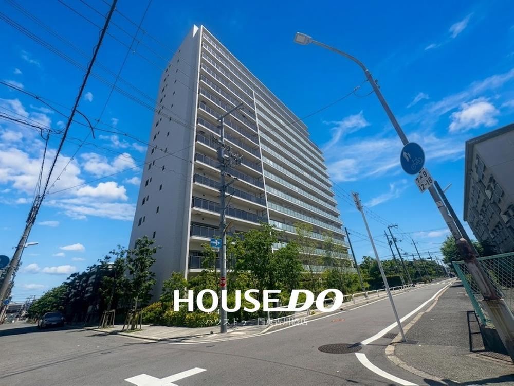 3LDK apartment in Moriguchi, Osaka - Photo 1
