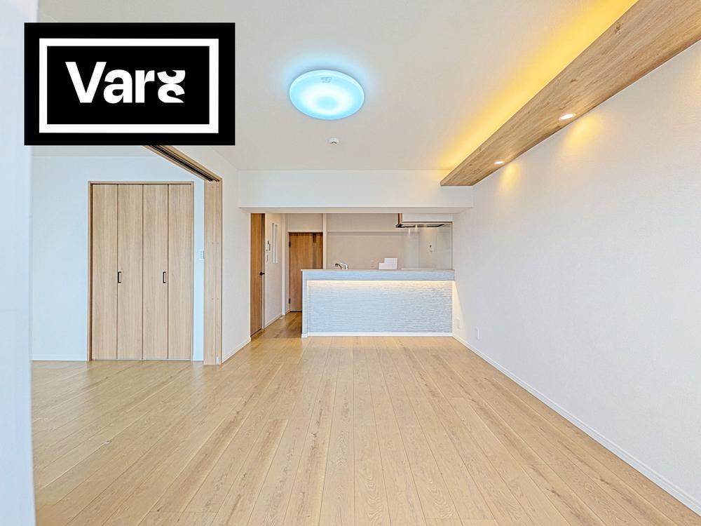 2LDK+S apartment in Adachi Ward, Tokyo - Photo 1